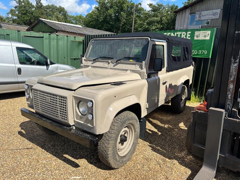 LAND ROVER 110