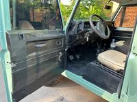 LAND ROVER DEFENDER 110