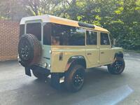 LAND ROVER DEFENDER 110
