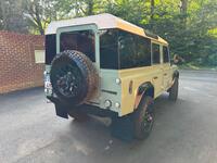 LAND ROVER DEFENDER 110
