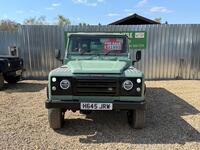 LAND ROVER DEFENDER 110