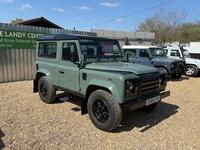 LAND ROVER DEFENDER 90