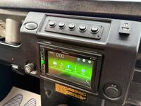 LAND ROVER DEFENDER 90