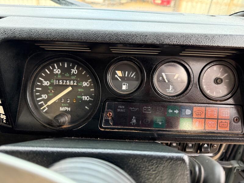 LAND ROVER DEFENDER 90