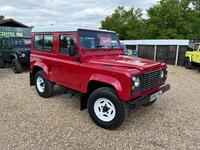 LAND ROVER DEFENDER 90
