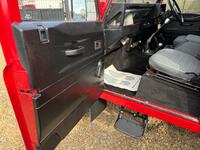 LAND ROVER DEFENDER 90
