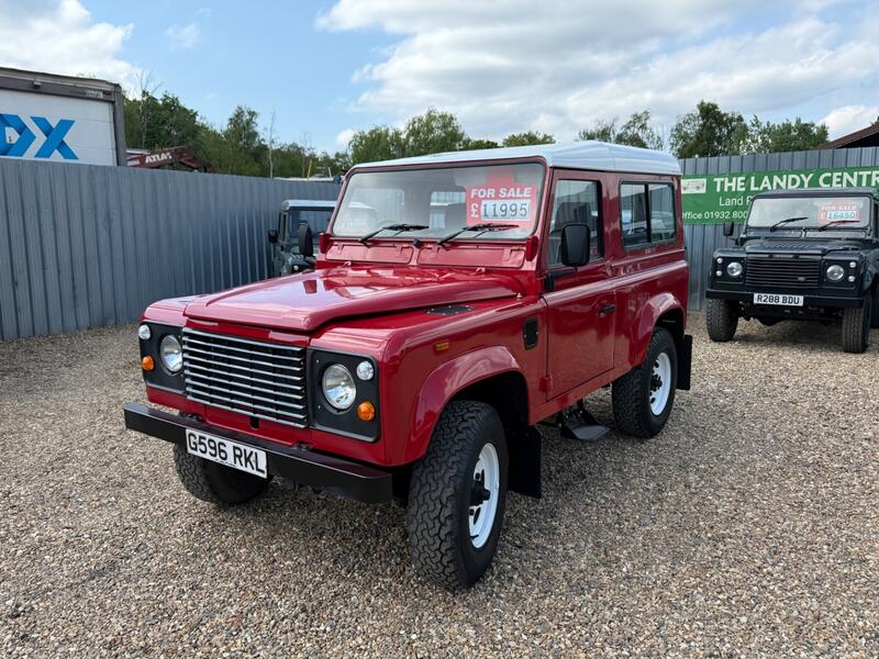 LAND ROVER DEFENDER 90