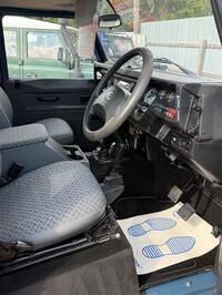 LAND ROVER DEFENDER 90