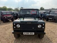 LAND ROVER DEFENDER 110