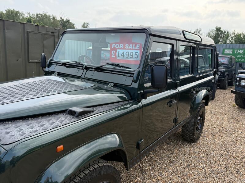LAND ROVER DEFENDER 110