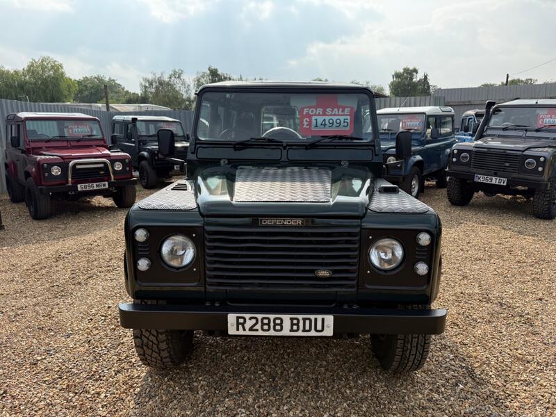 LAND ROVER DEFENDER 110