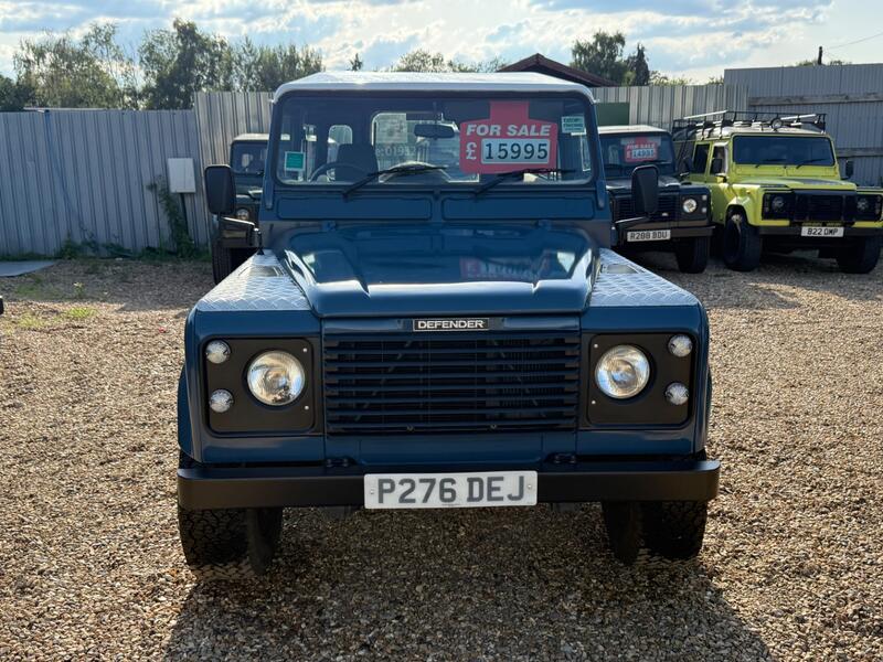 LAND ROVER DEFENDER 90