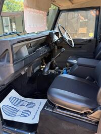 LAND ROVER DEFENDER 90