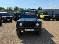 LAND ROVER DEFENDER 90