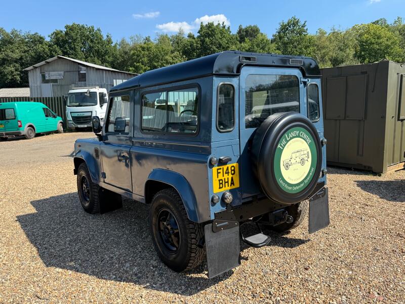 LAND ROVER DEFENDER 90