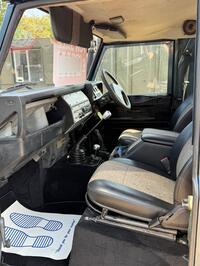 LAND ROVER DEFENDER 90