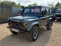 LAND ROVER DEFENDER 90