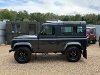 LAND ROVER DEFENDER 90