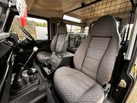 LAND ROVER DEFENDER 90