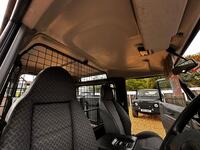 LAND ROVER DEFENDER 90