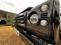 LAND ROVER DEFENDER 90