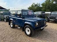 LAND ROVER DEFENDER 90