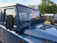 LAND ROVER DEFENDER 90