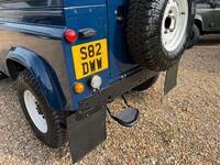 LAND ROVER DEFENDER 90