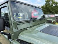 LAND ROVER DEFENDER 90