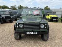 LAND ROVER DEFENDER 90