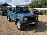 LAND ROVER DEFENDER 110