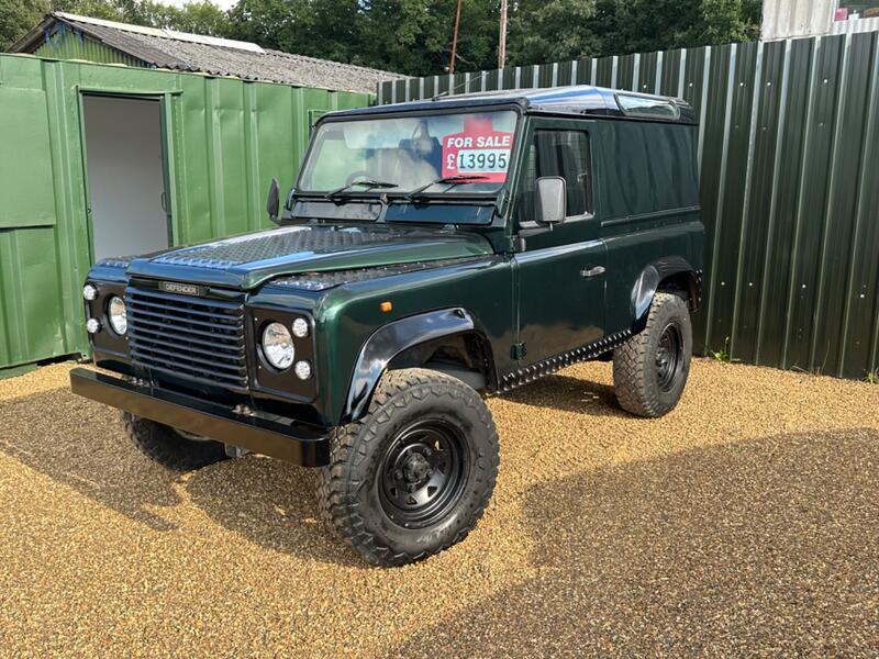 LAND ROVER DEFENDER 90