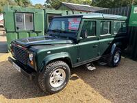 LAND ROVER DEFENDER 110