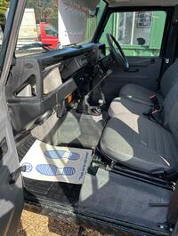 LAND ROVER DEFENDER 110