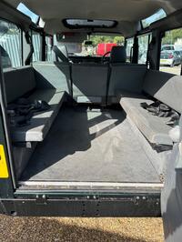 LAND ROVER DEFENDER 110