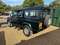 LAND ROVER DEFENDER 110
