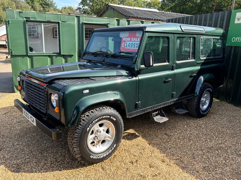 LAND ROVER DEFENDER 110