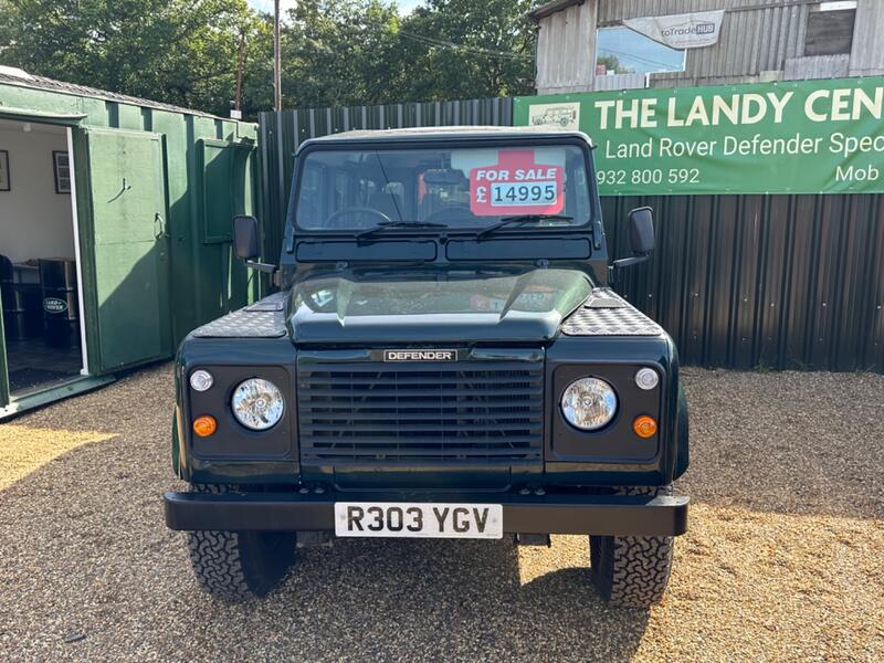 LAND ROVER DEFENDER 110